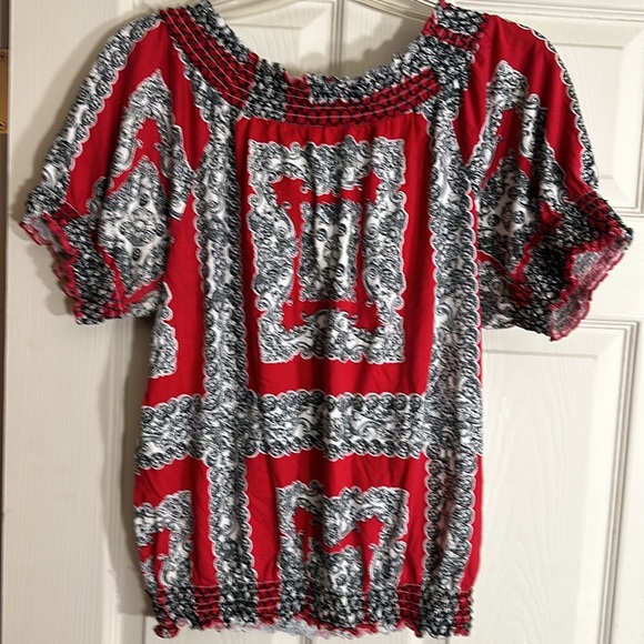 Red/Black/White Style & Co Top Size L - Picture 7 of 7